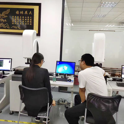 เครื่องวัดวิดีโอ VMM ความแม่นยำ 3um สำหรับพลาสติกไฟฟ้า