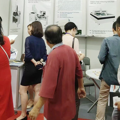 เครื่องวัดพิกัดโครงสำหรับตั้งสิ่งของวิดีโอ CNC ช่วง 800 × 1000 มม
